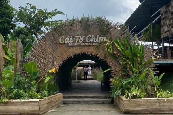 Thi công cây cảnh theo thiết kế khu nghỉ dưỡng